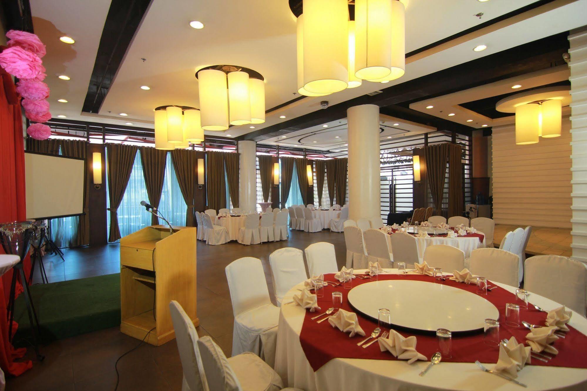Hotel Supreme Convention Plaza Baguio City Zewnętrze zdjęcie